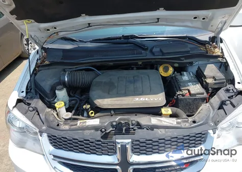 2018 Dodge Grand Caravan Sxt z USA, uszkodzony, nr VIN 2C4RDGCG4JR239295